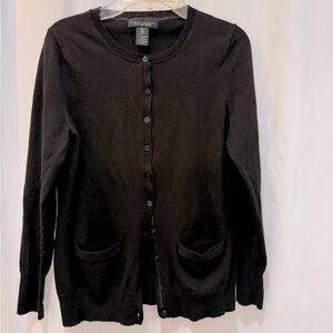 Banana Republic Extra Fine Merino Wool Black Button Sweater 2 pockets Sz Pet Sm